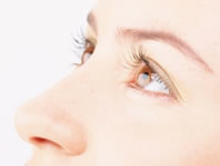 まつ毛パーマ未経験の方も、いつもまつ毛パーマをされている方も、どうぞ一度当サロンのまつ毛パーマをお試しください